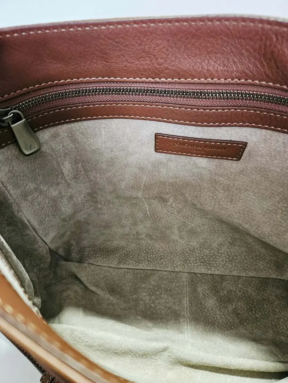 Tsuchiya Kaban Tone Oil Nume Medium Shoulder Bag in Brown Leather